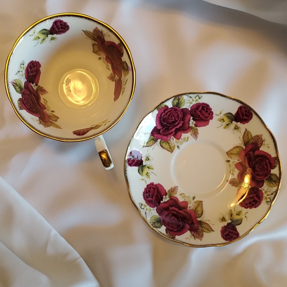 Royal Patrician TEACUP English Bone China VINTAGE Burgundy GOLD - Picture 3 of 11